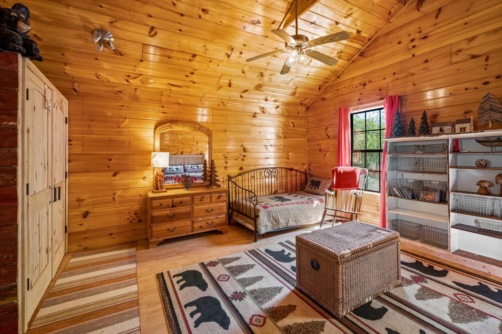 Permanent Vacation-Private Honeymoon Cabin With Hot Tub เซอเวียร์วีล ภายนอก รูปภาพ